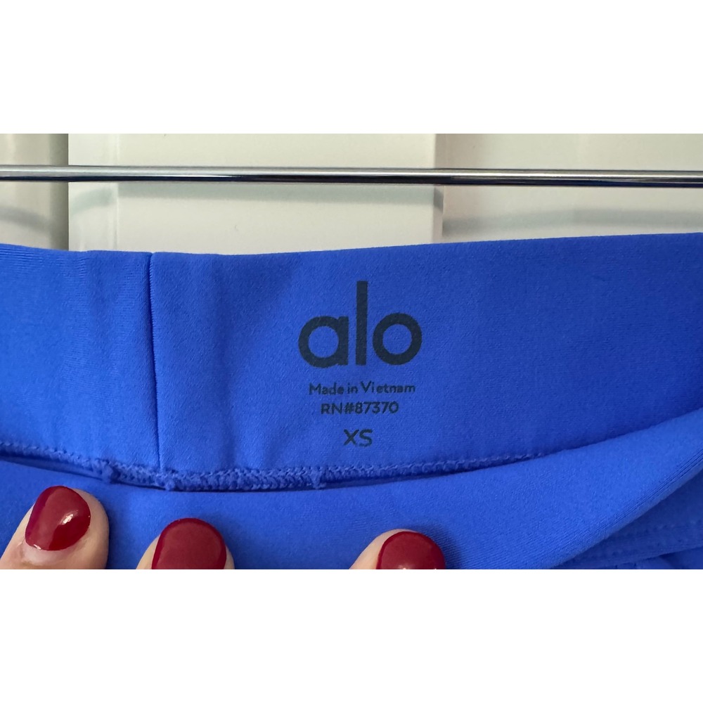 Alo Yoga High Waist AirLift Electric Blue 4 Pocket Cargo Utility Leggings XS - Picture 7 of 9